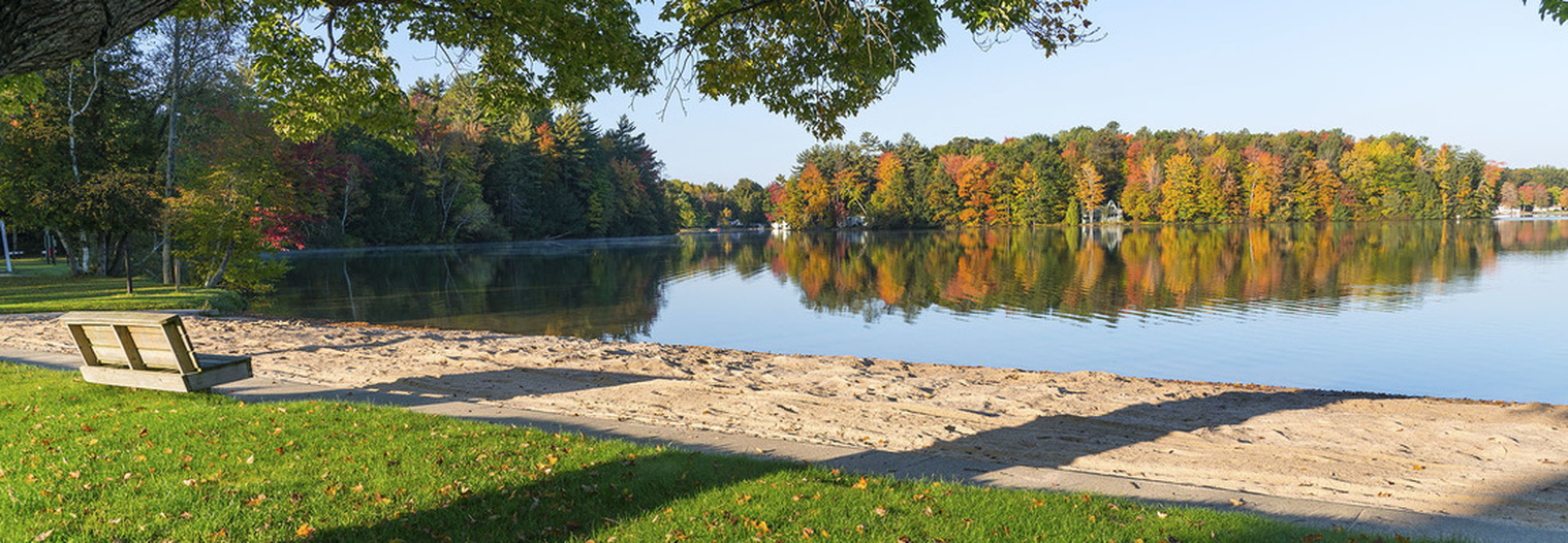 School Section Lake Veteran's Park